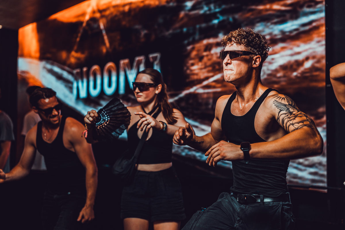 Loading... just a sec